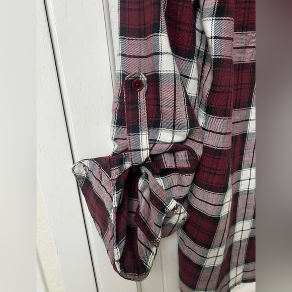 Soft Joie Plaid Button Up - Picture 4 of 5